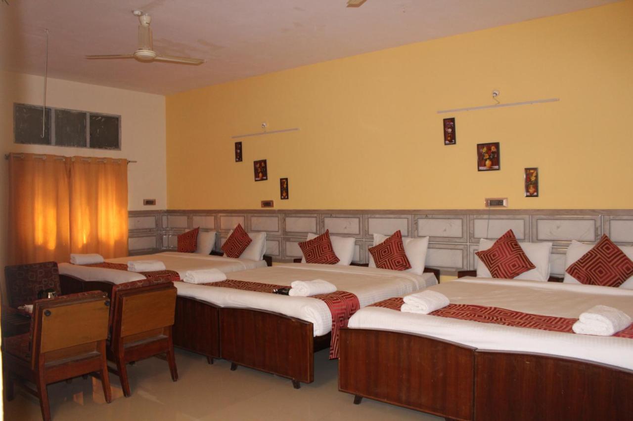 Kaveri Hotel Bed & Breakfast Maisúr Exteriér fotografie